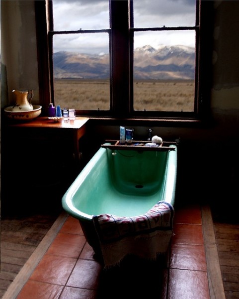 Bathroom Ideas - 12 Baths To Relax In - Bath time happy places - Catching Magic | designlibrary.com.au