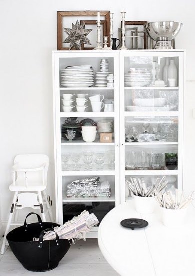 Kitchen Designs 17 Storage Solutions - Using a free stand cupboard as part of your kitchen - www.designlibrary.com.au - www.designlibrary.com.au